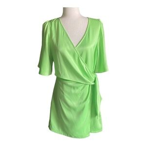 NWT-GLAM-GORGEOUS BRIGHT GREEN DRESS-SIZE MEDIUM